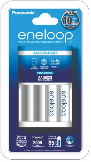 2 סוללות AA נטענות 2000mAh + מטען 10 שעות טעינה ל-4 סוללות Panasonic Eneloop - צבע לבן