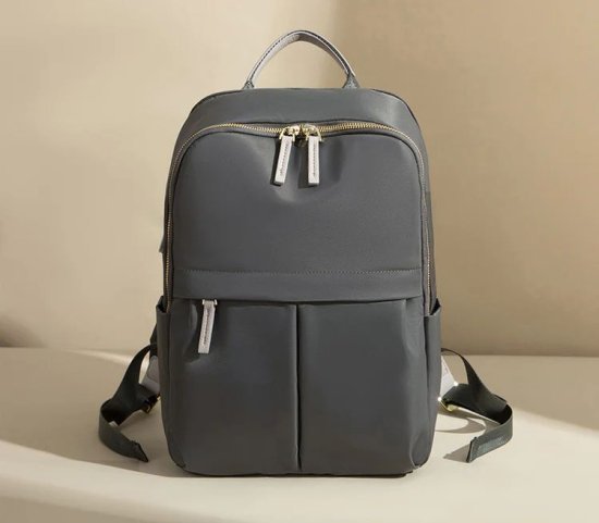 תיק גב למחשב נייד בגודל 14 אינץ' דגם The Adelaide Woman Pro מבית Camel Mountain - צבע אפור כהה