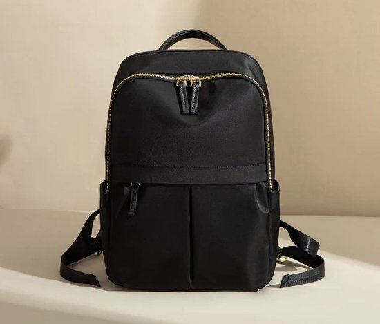 תיק גב למחשב נייד בגודל 14 אינץ' דגם The Adelaide Woman Pro מבית Camel Mountain - צבע שחור